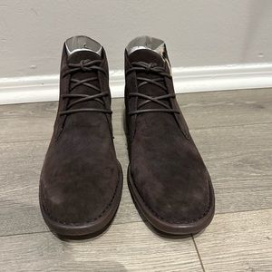 Born Suede Chukka
